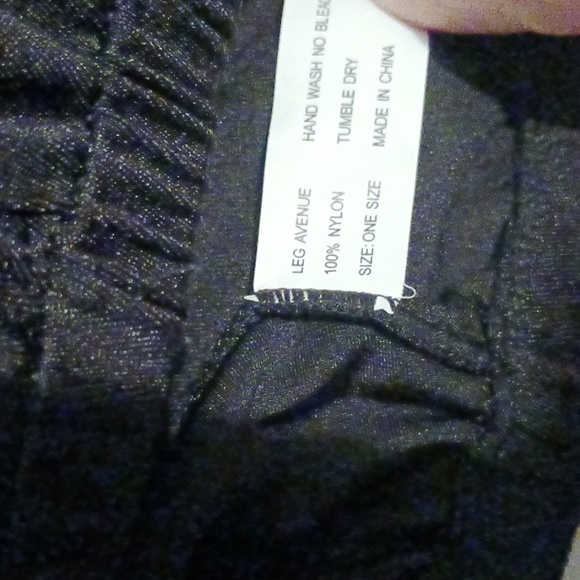 NWOT OS Black Lace Petticoat - Picture 4 of 4